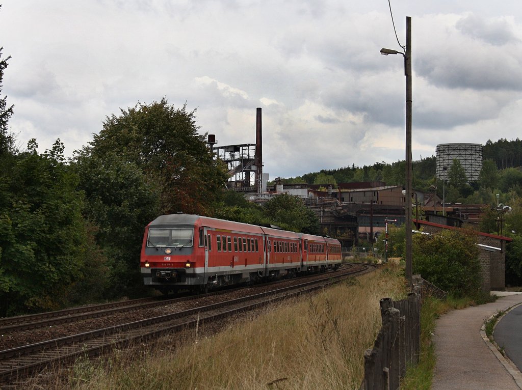 Der 610 018 und ein weiterer am 04.09.2009 unterwegs bei Sulzbach Rosenberg. 