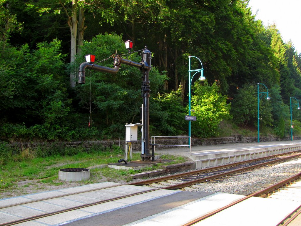 Der noch vorhandene Wasserkran im Bf Oberhof (Thr); 04.09.2010