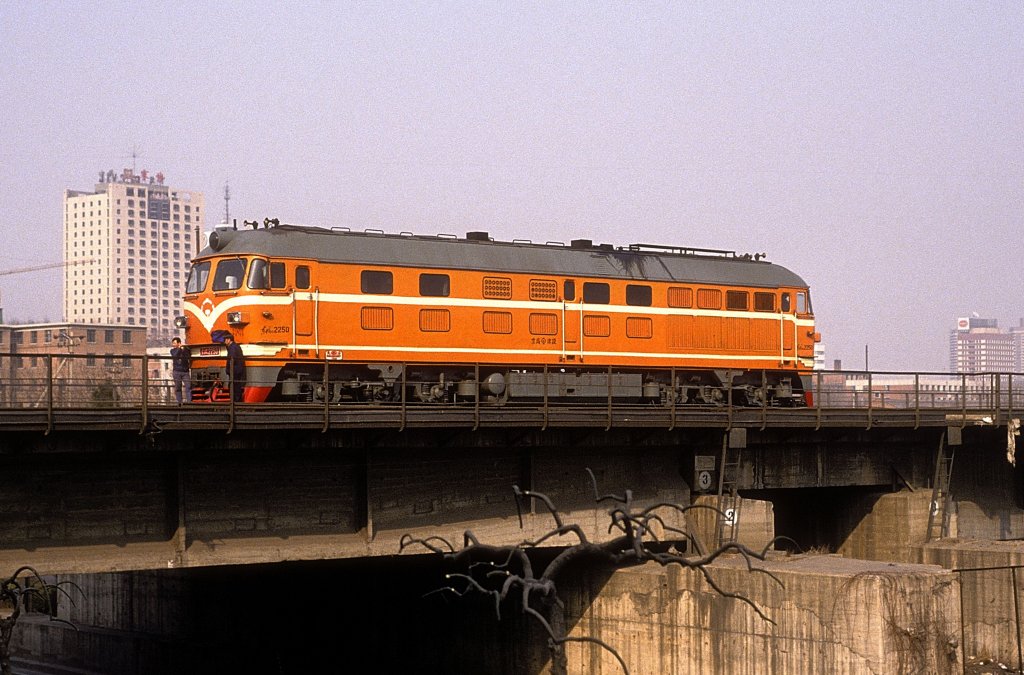  DF4B 2250  Peking  19.03.94