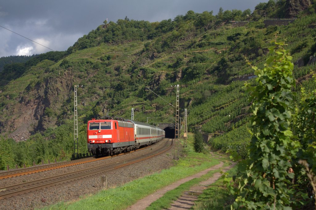 Die 181 210-6 fuhr am 15.08.2011 durch Neef.