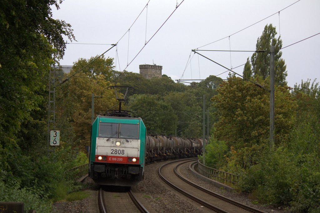 Die 186 200 fuhr am 06.09.2011 durch Aachen Schanz.