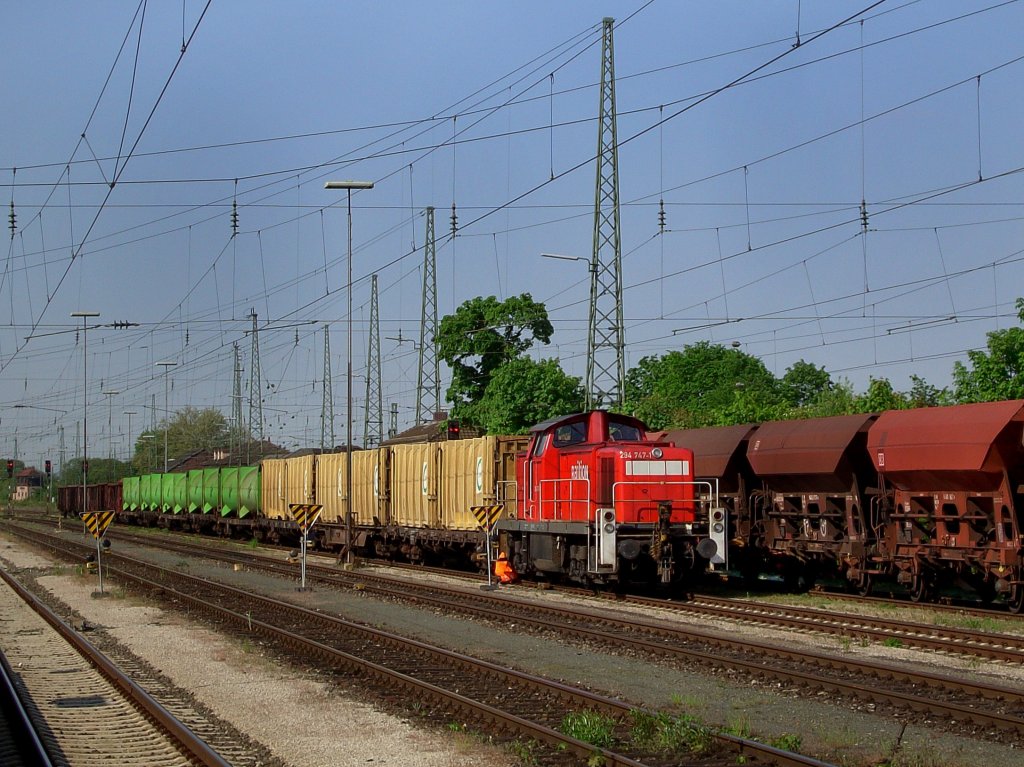  Die 294 747 am 13.05.2008 bei Rangierarbeiten in Lichtenfels. 