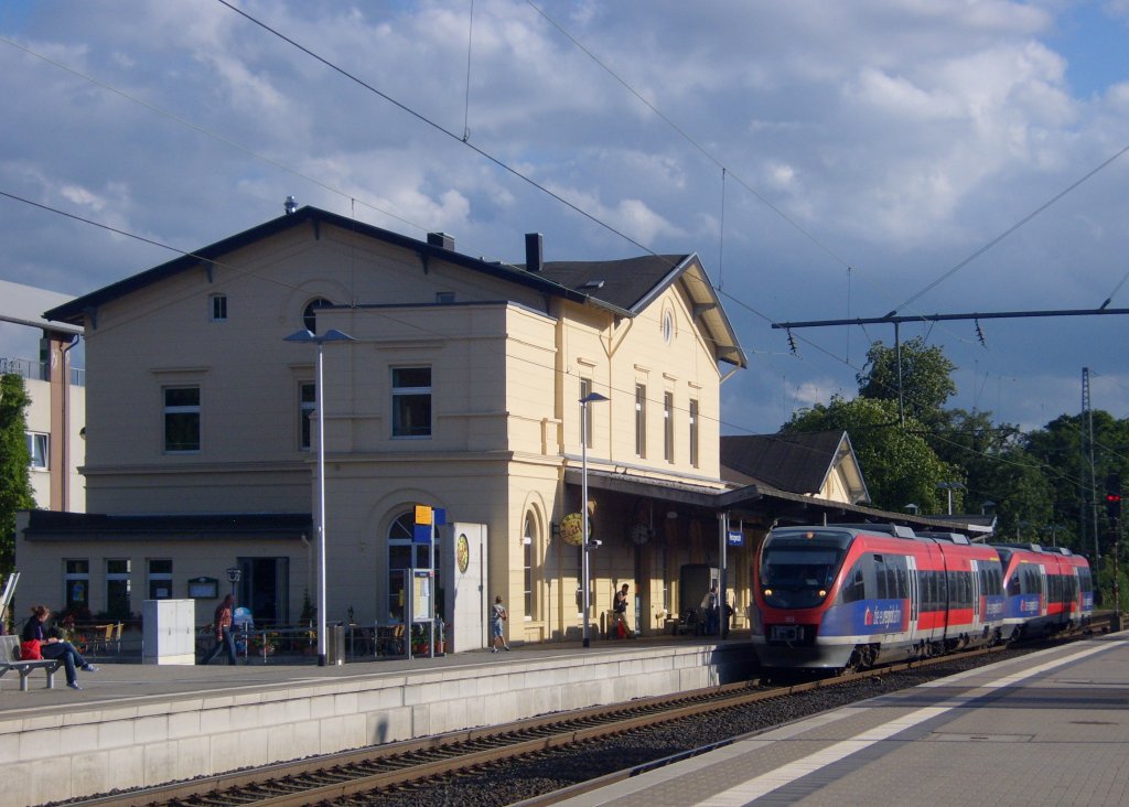 Die 643 215 und 643 211 fuhren am 24.08.2010 aus Herzogenrath aus.