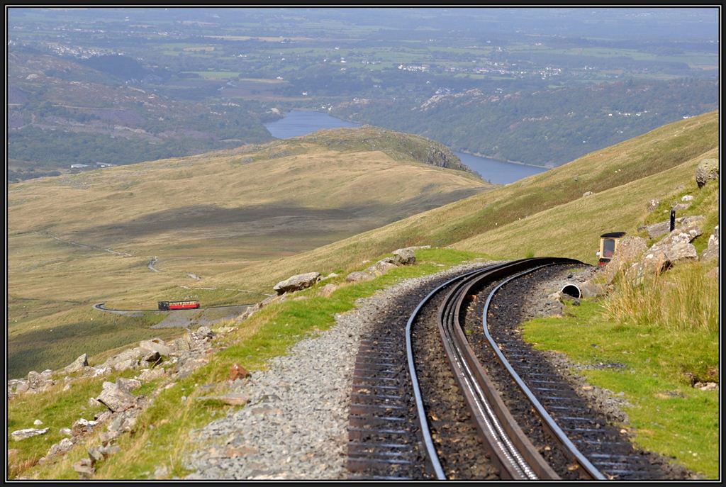 Die zwei Zge werden sich in Halfway Station kreuzen. (06.09.2012)