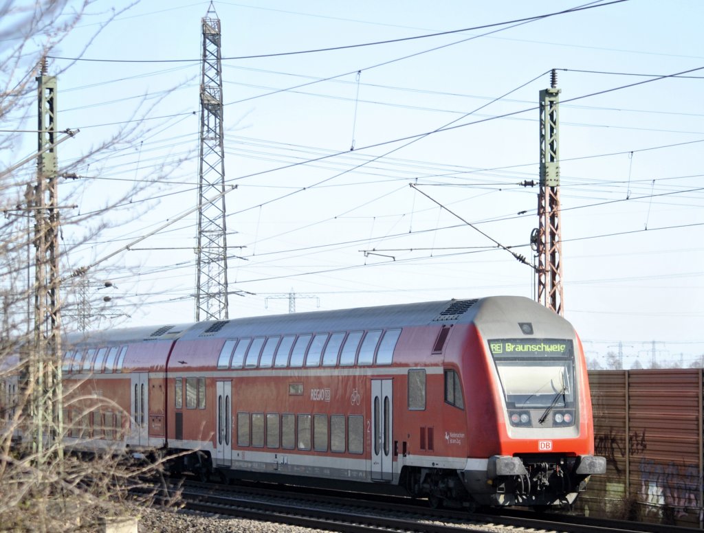 Dosto mit Fahrziel Braunschweig am 25.03.2012 durch Ahlten.