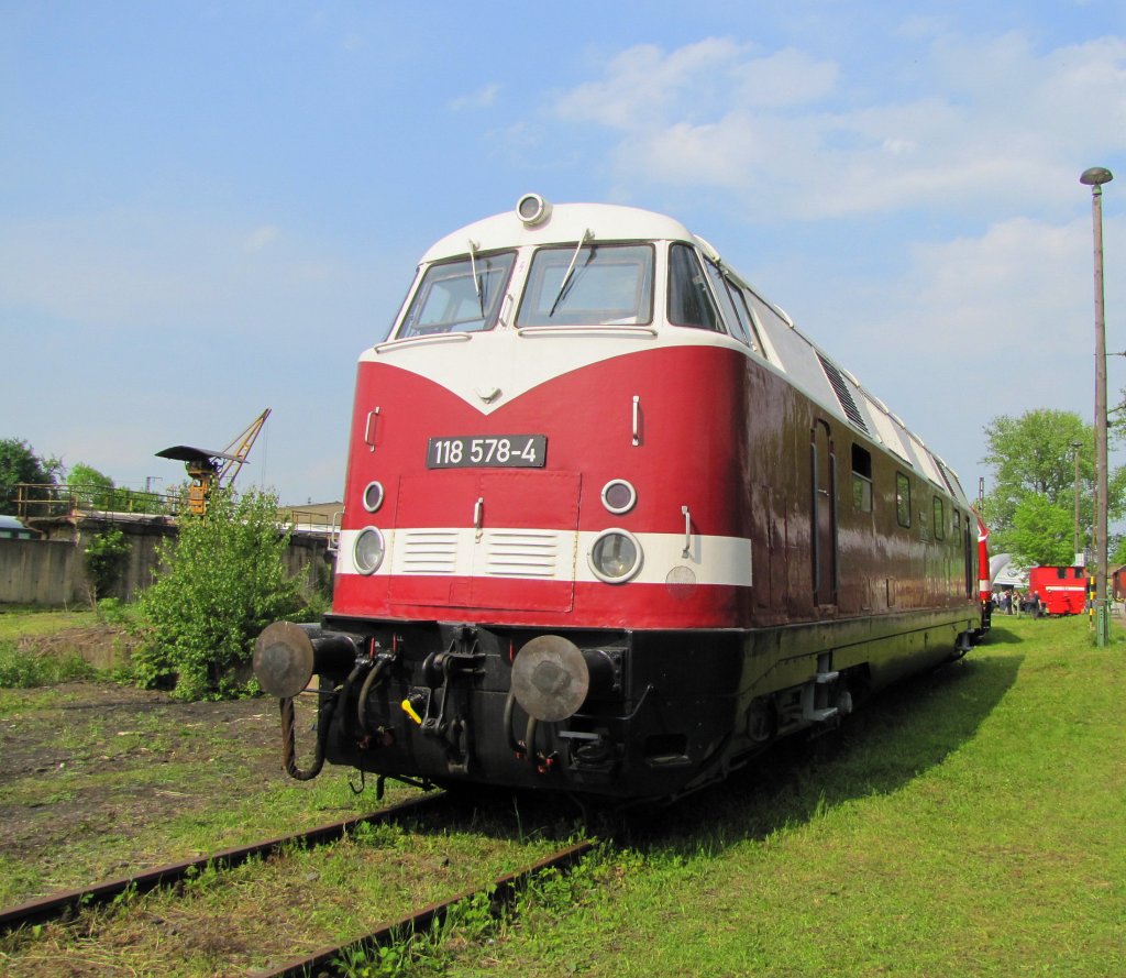 DR 118 578-4 im Bw Weimar; 29.05.2010