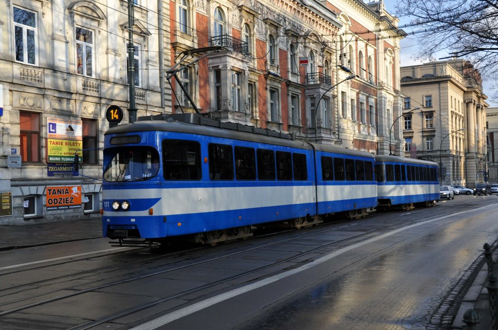 E1 Wagen: 111 in Krakau (28.11.2011)