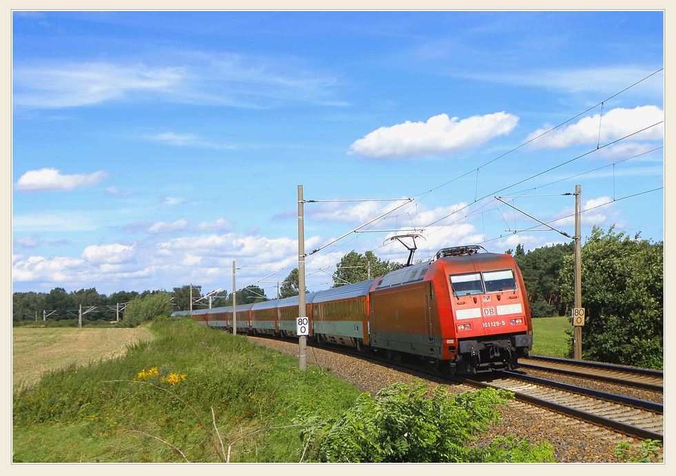 EC 177 am Uckroer Berg oberhalb Waltersdorf.
25.08.2010