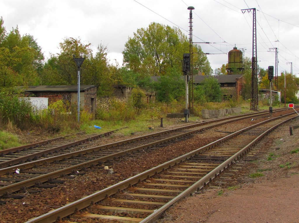 Ehemaliger Lokschuppen in Grokorbetha; 25.10.2010