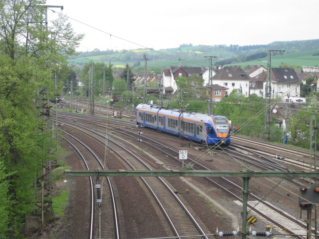 Ein Flirt Triebwagen in Bebra.