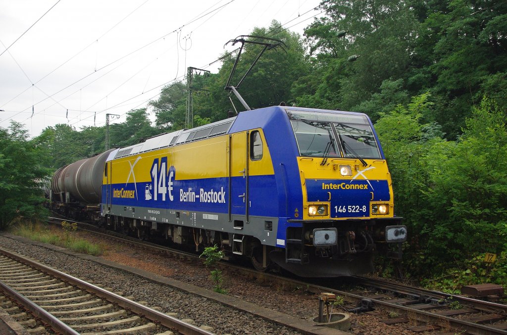 Ein ganz seltener Gast in Eichenberg, und eigentlich auch nicht passend zu dem Zug:-) 146 522-8 mit einem ler auf der Fahrt in Richtung Kassel. Aufgenommen in Eichenberg am 04.08.2010