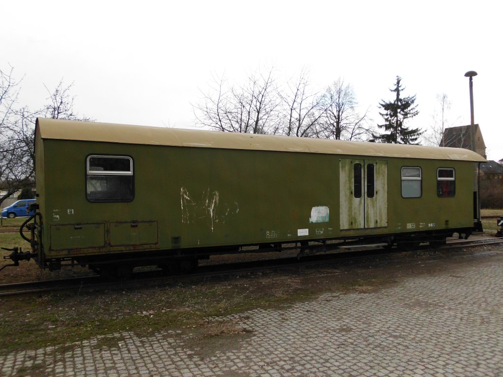 Ein Wagen der Dllnitzbahn in Mgeln!01.02.2013