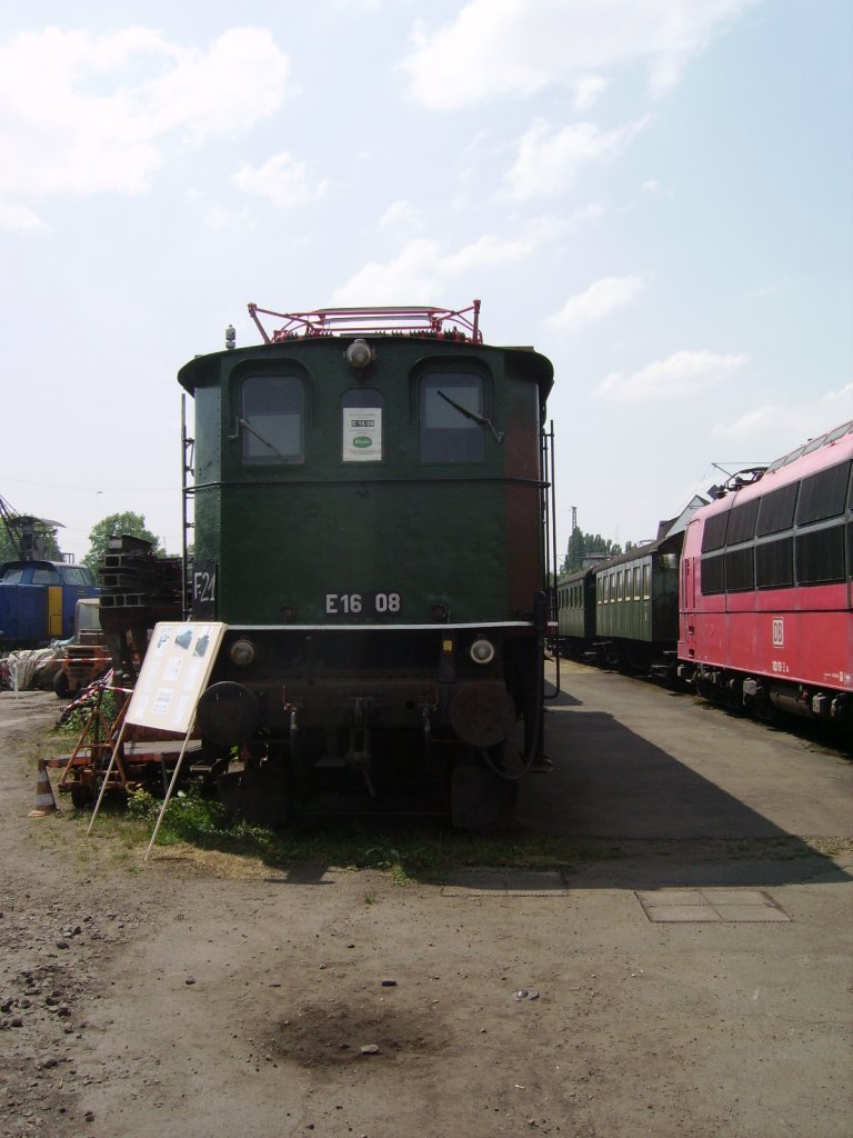 Eine E16 in Darmstadt am 04.06.11 