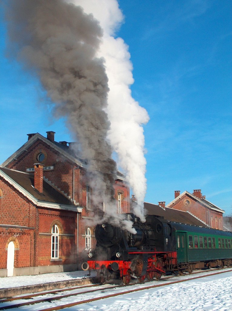 Elna nr. 158 im Endbahnhof Treignes - 11-01-2009 - Temperatur : -11C