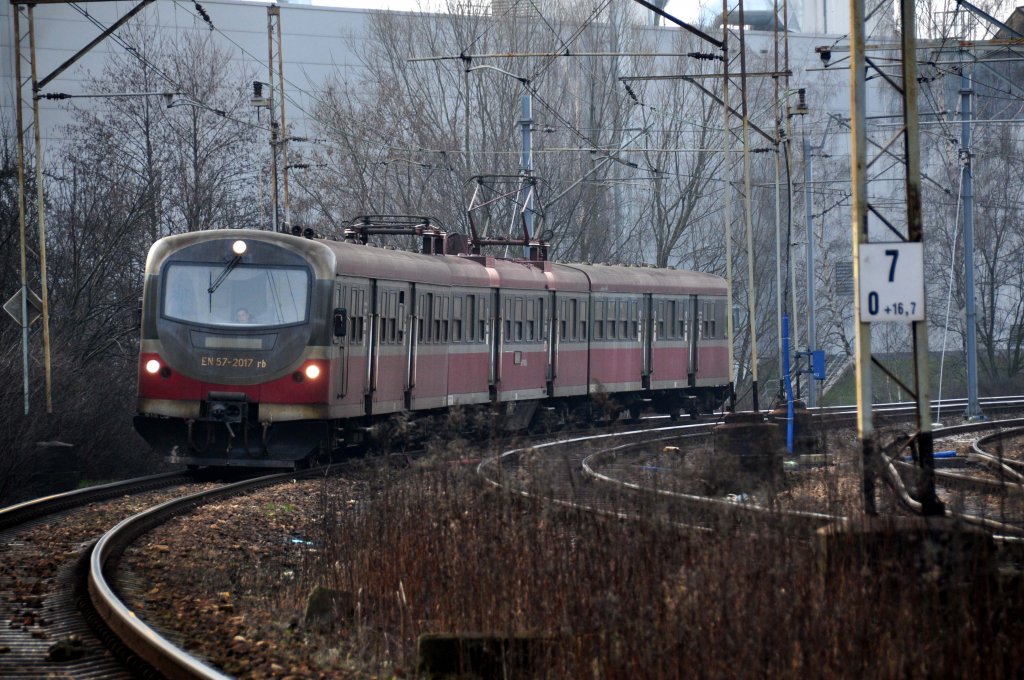 EN57 2017 in Katowice-Ligota (02.01.2012)