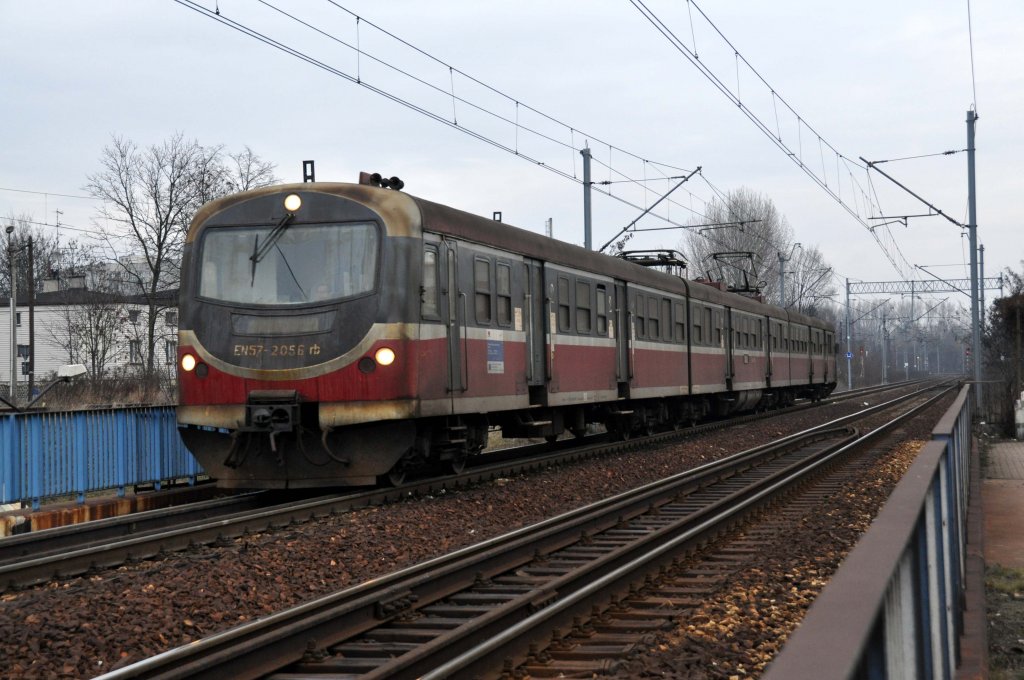 EN57 2056 in Katowice-Piotrowice (29.12.2012)