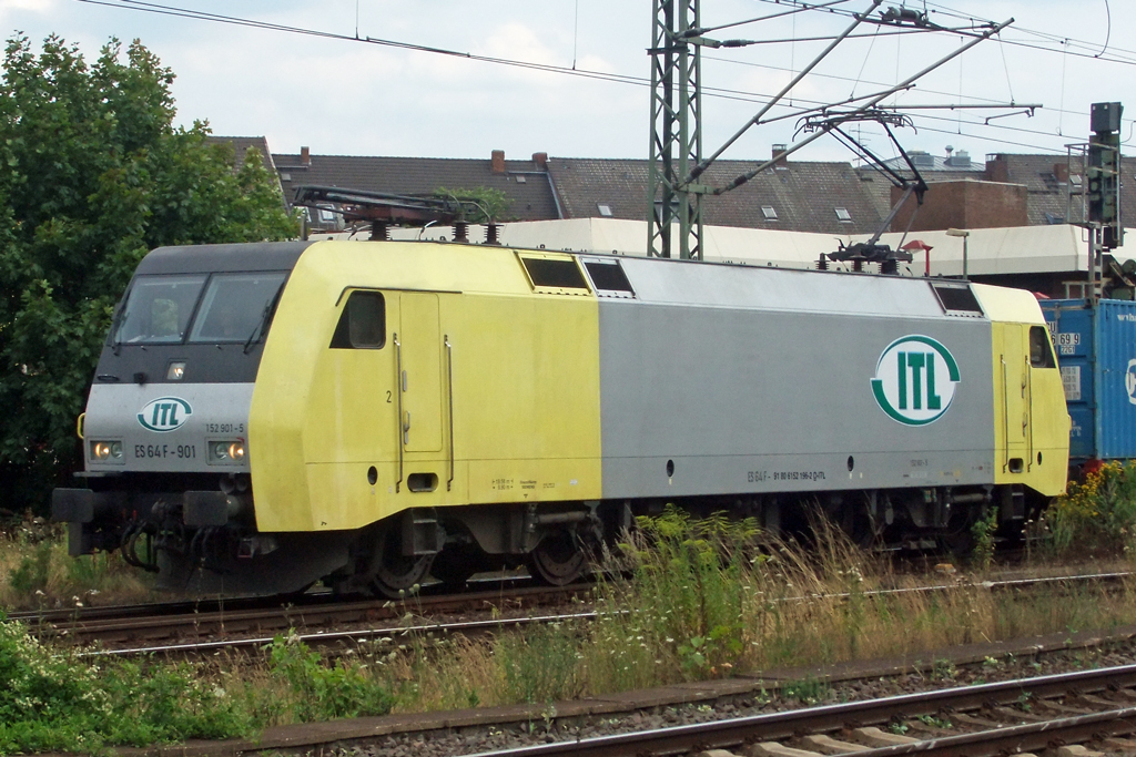ES64F-901 fr ITL in Lehrte 31.7.2010