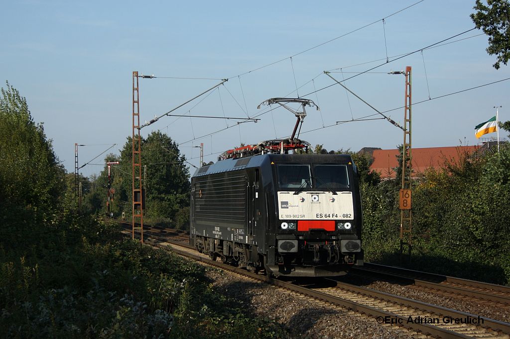 ES64F4-082 am 13.10.2010 in Limmer.