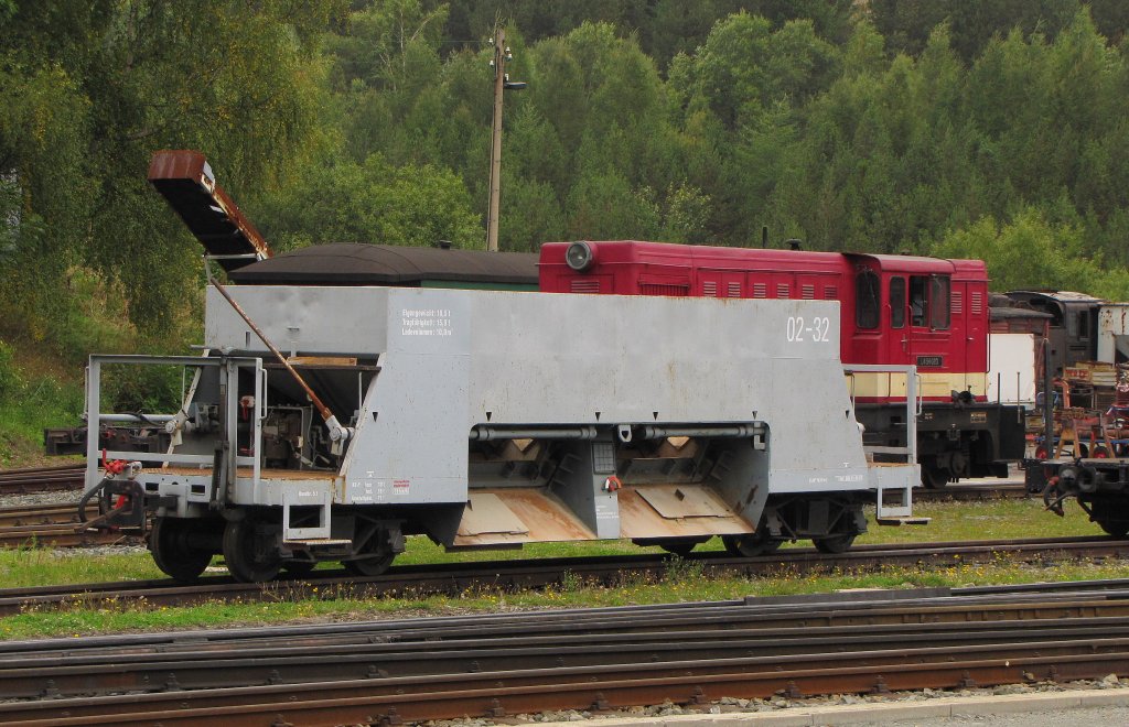 Fichtelbergbahn 02-32 in Oberwiesenthal; 13.09.2011