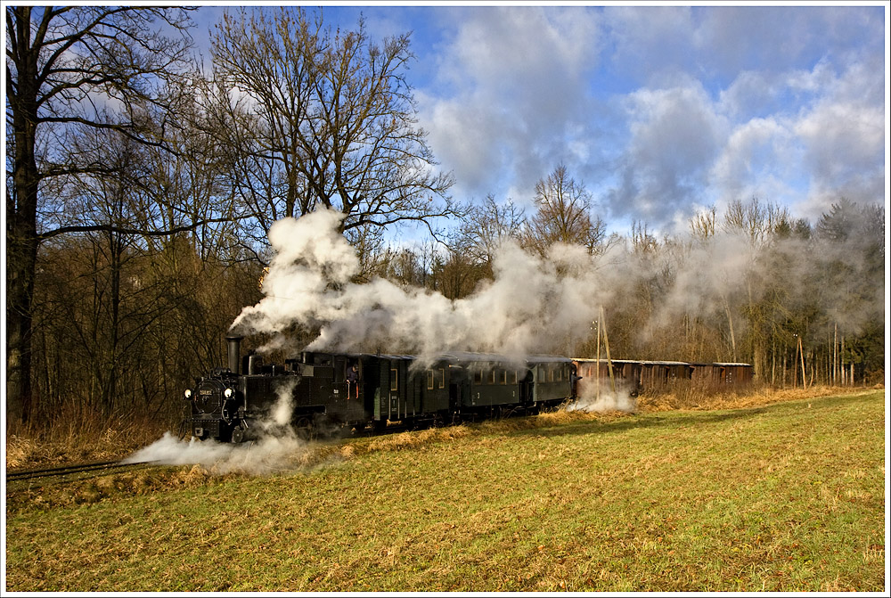 Fotozug am 6.1.2012. Fr ca. 25min war es eine herrlich sonnige Fahrt. Hier bei Neuzeug.