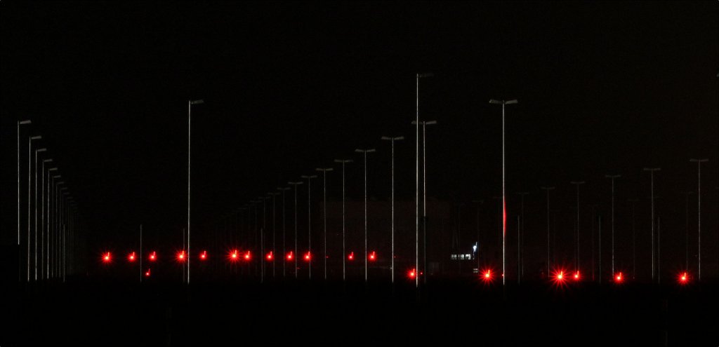 +++Geisterbahnhof+++ Es war stockduster und eine Totenstille am 16.03.12 auf der noch nicht in Betrieb befindlichen Vorstellgruppe des Jade-Weser-Port in Wilhelmshaven.