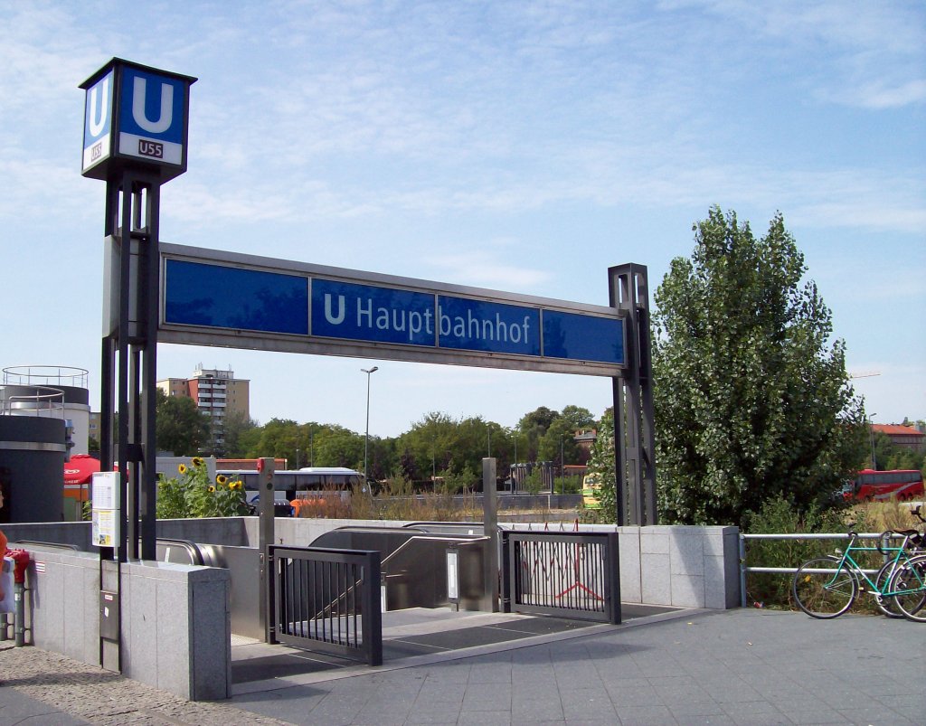 Hauptbahnhof, Endstation U55, Zugang Invalidenstrae (15.08.2009)