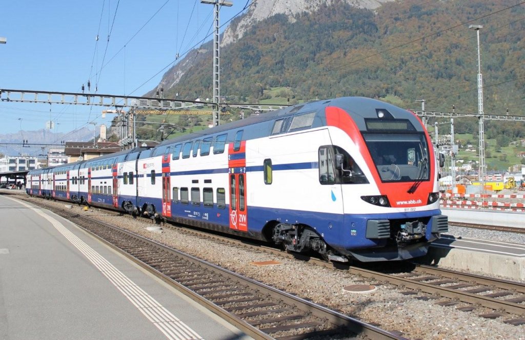 Heute war Messfahrt mit dem neuen Stadler Dosto 511 002-3 fr die S-Bahn Zrich ....