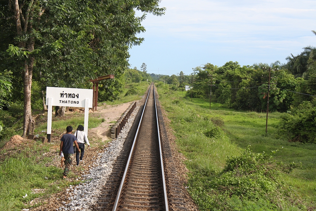 Hst. Tha Tong, Blickrichtung Ban Thung Pho Junction, am 17.Mai 2013. 

