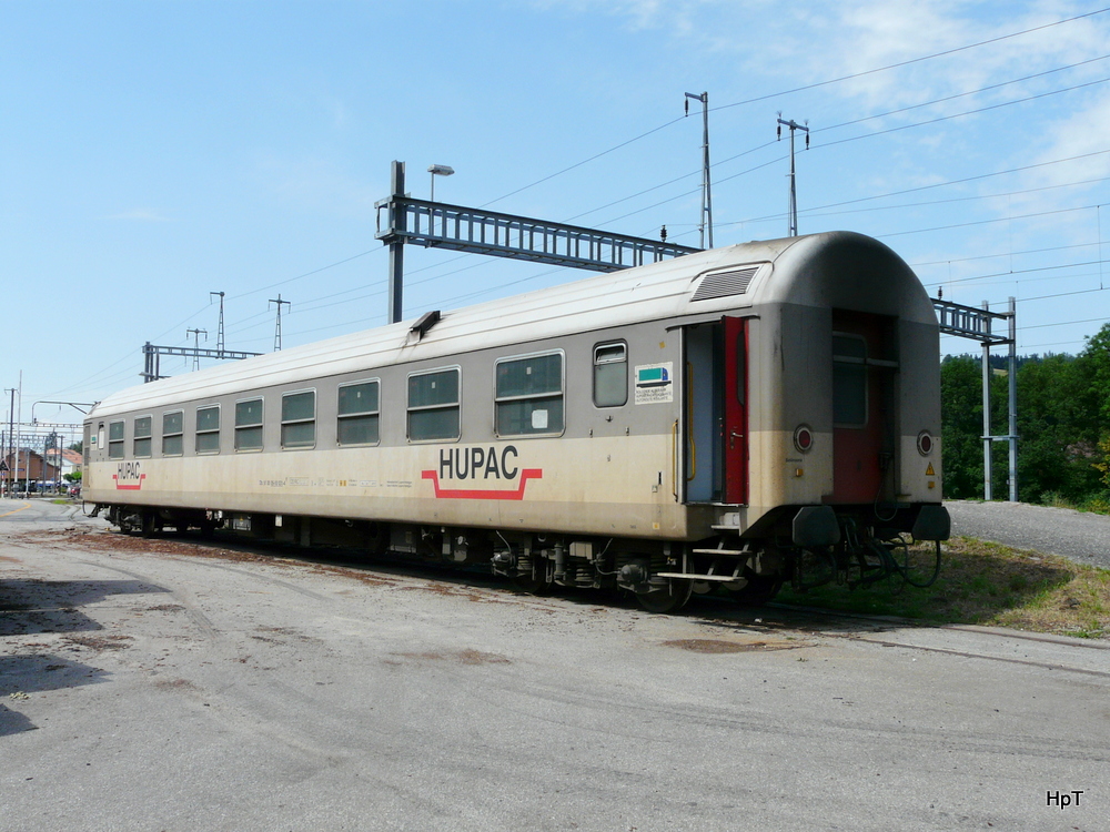 HUPAC - Rolla-Begleitwagen  Db 51 85 05-10031-4 abgestellt in Hasle-Regsau am 03.08.2013