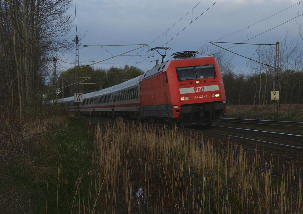 IC 2072 bei Elsterwerda, 27.04.2012