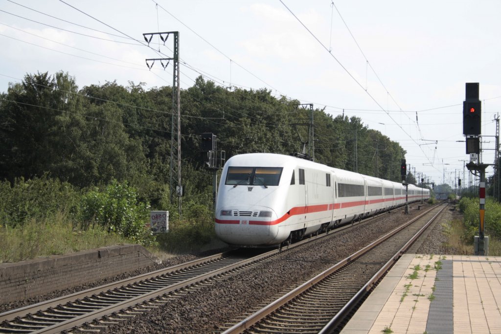 ICE 1, bei der Durchfahrt bei Han. Bismarktstrae am 22.08.2011