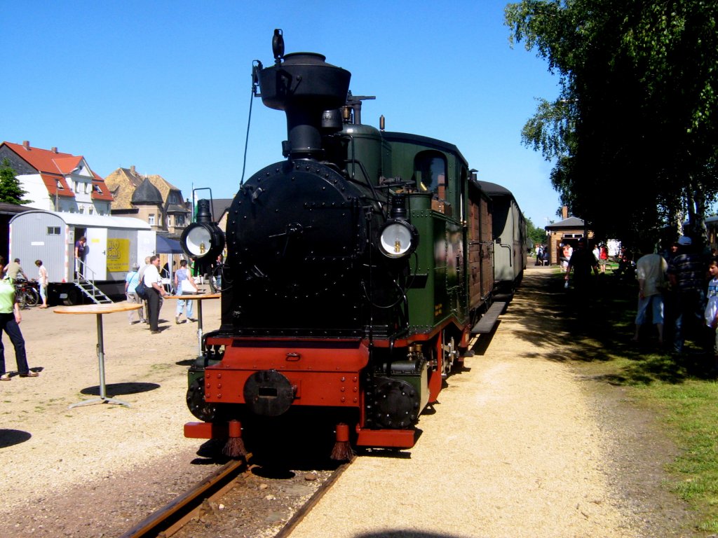 IK  in Mgeln vor hist. Zug nach Glossen