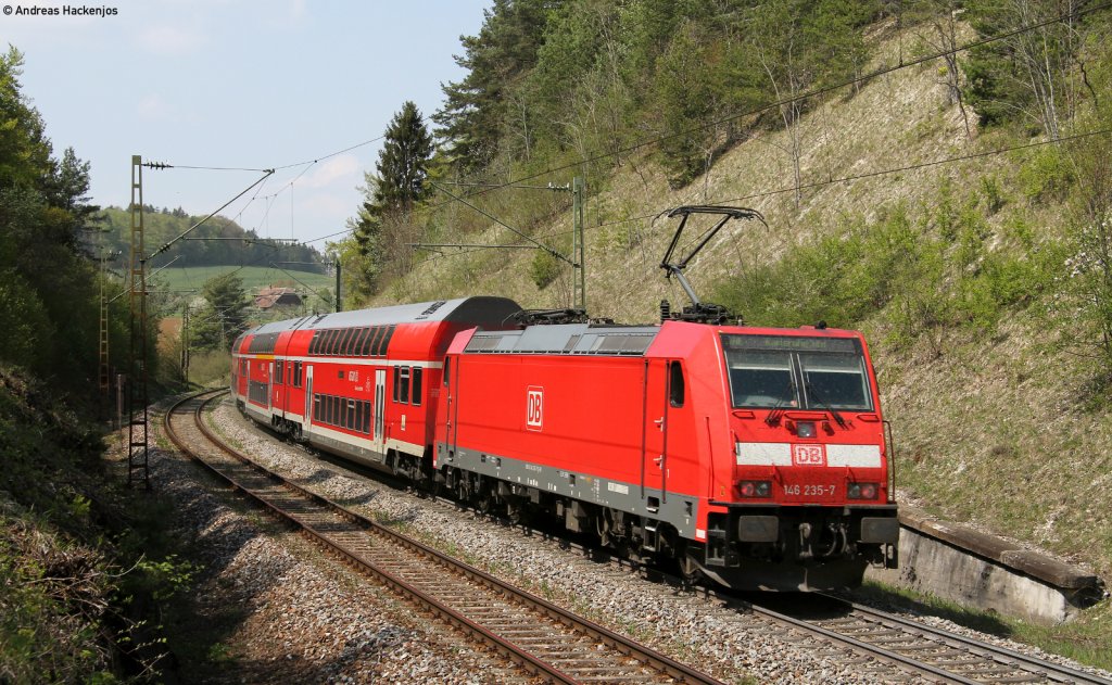 IRE 5316 (Kreuzlingen-Karlsruhe Hbf) mit Schublok 146 235-7 bei Hattingen 21.4.11