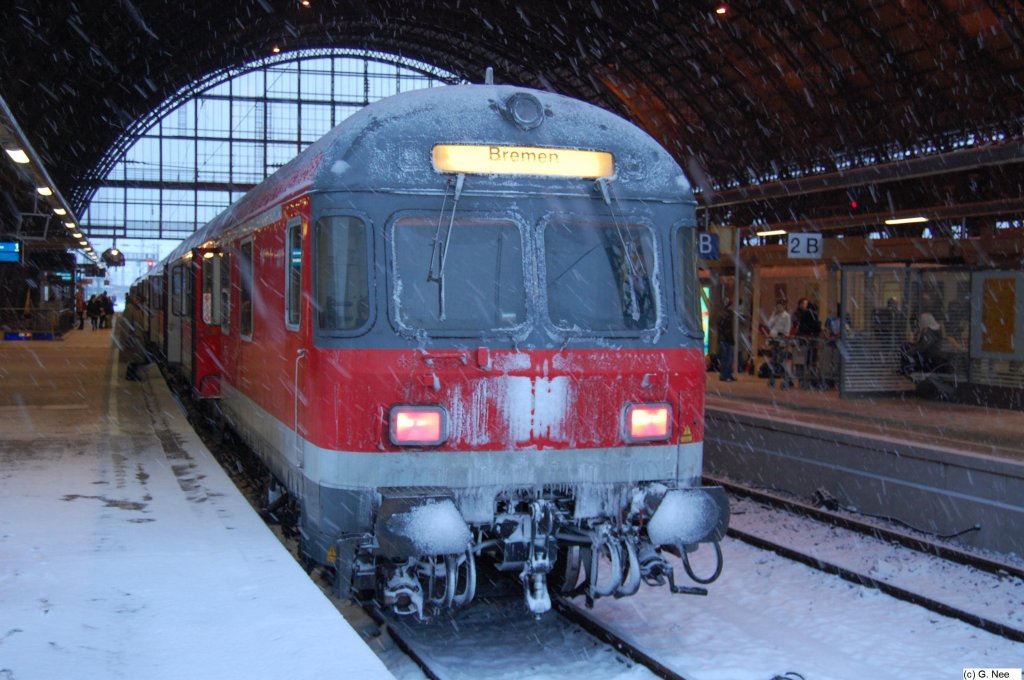 Karlsruher Steuerwagen der RB aus Oldenburg in Bremen Hbf.