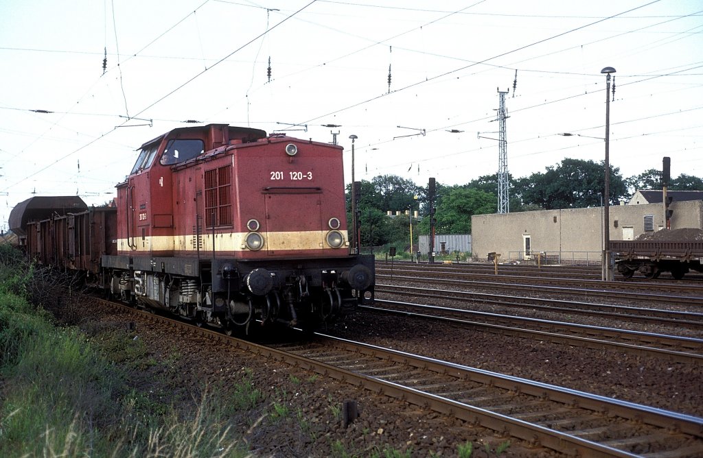  LEW 12421     201 120  Michendorf  18.06.92