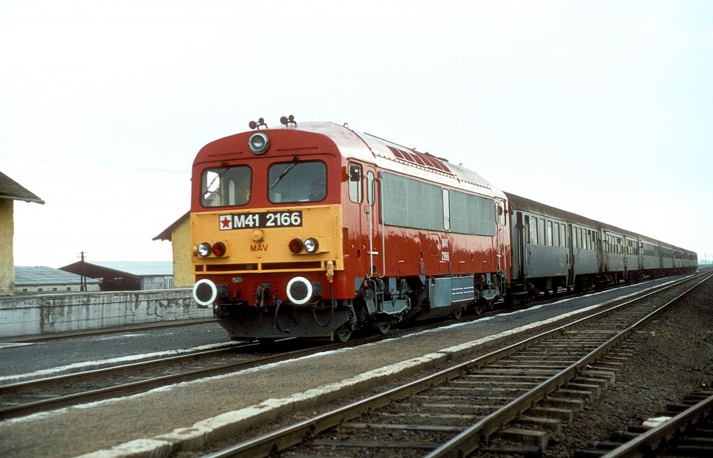  M41 2166  Poroszlo  04.06.80