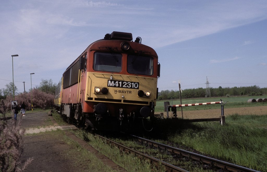 M41 2310  Szerrecsony  04.05.11