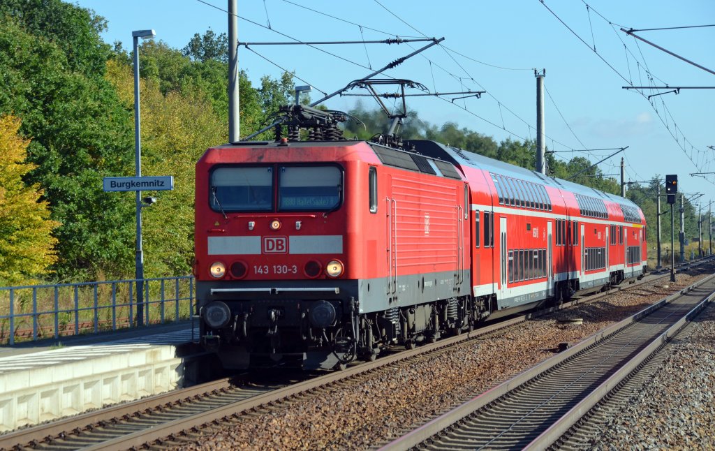 Mit einer RB nach Halle(S) erreicht 143 130 am 20.09.12 Burgkemnitz.