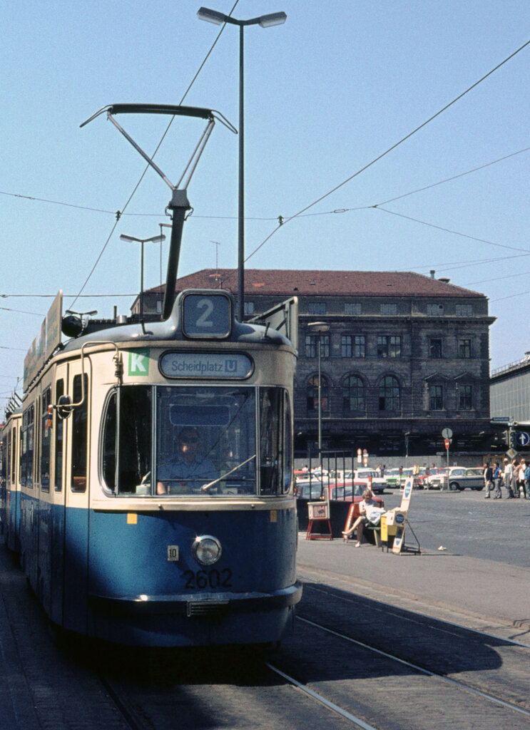 München MVV Tramlinie 2 (M5.65 2602) Hauptbahnhof Am 17. August 1974 ...