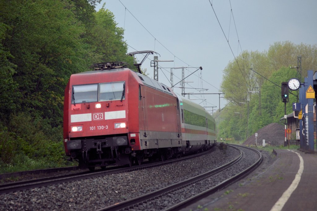 Nach dem Regen 
Ic 914 mit 101 130 im Bhf Michelau Kbs 840   30_04_2011