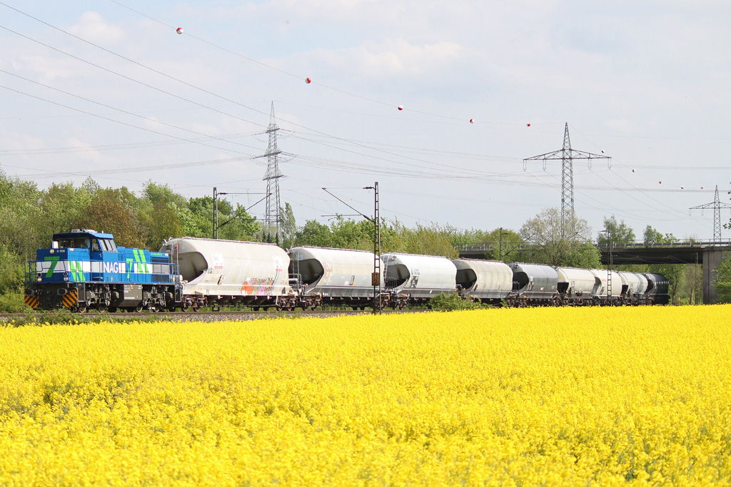 NIAG 7 zieht am 4.5.12 ihren Sodazug durch Ratingen-Lintorf.