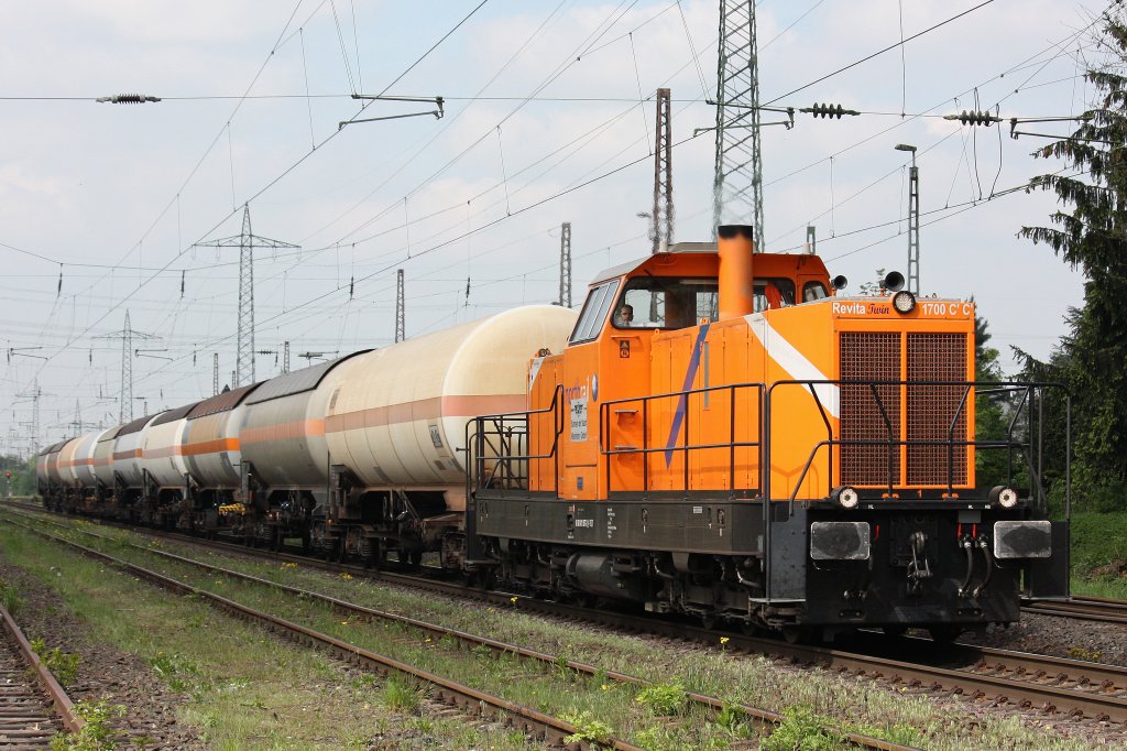  Northrail  241 007 (i.E.fr BSM) am 7.5.12 mit einem Gaskesselzug in Ratingen-Lintorf.