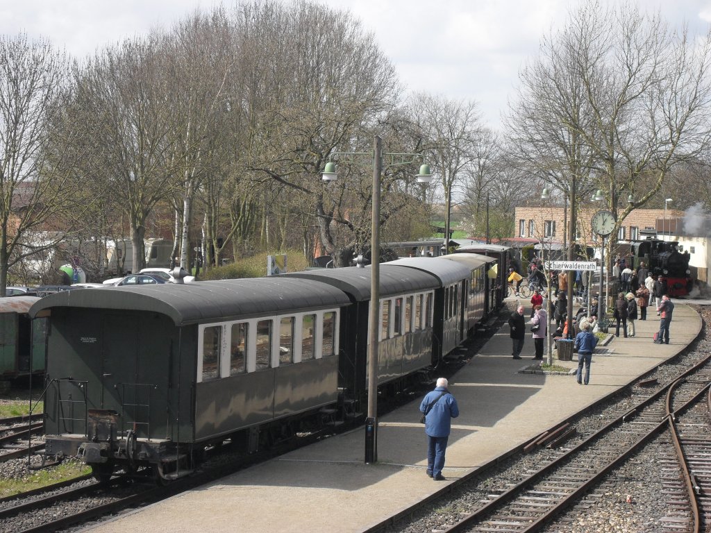 Ostern auf der Selfkantbahn.Schierwaldenrath am 5.4.10.