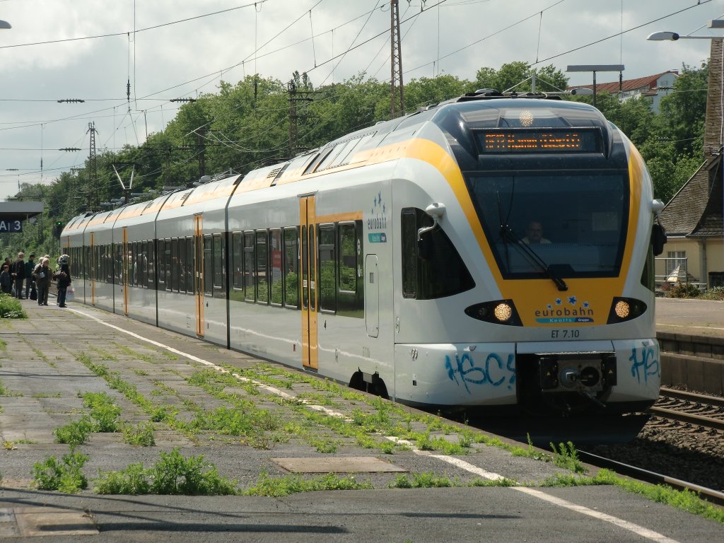 RE13 der Eurobahn in Wuppertal-Vohwinkel (18.06.2011)