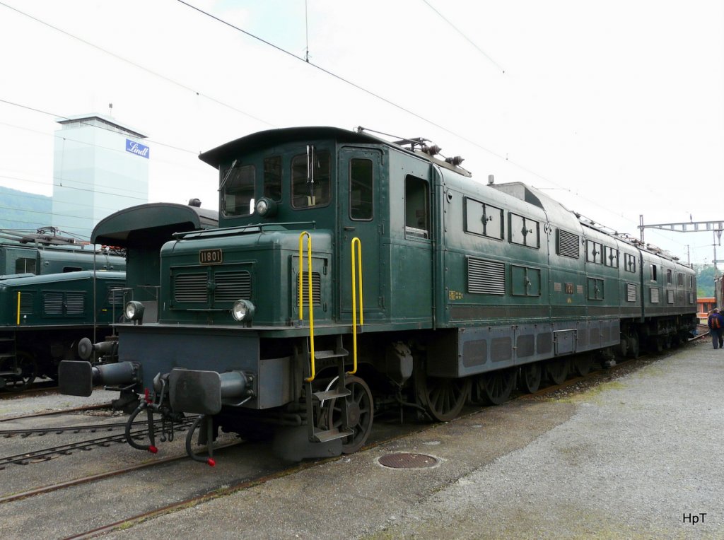 SBB - Ae 8/14 11801 am Depotfest im Depotareal in Olten am 08.05.2010