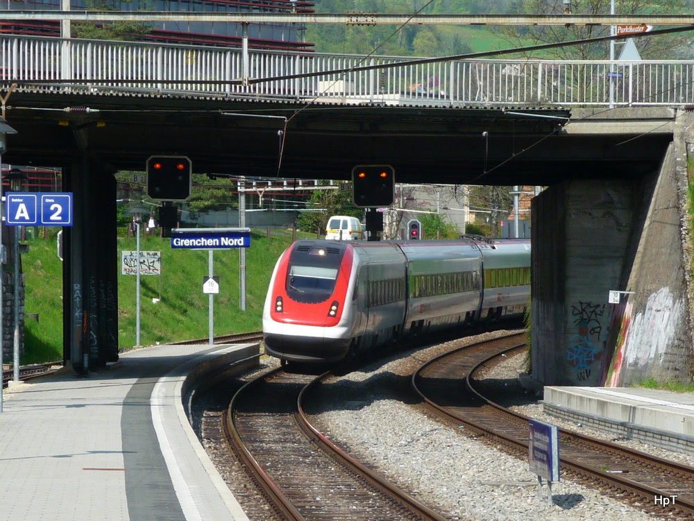 SBB - ICN Charles Ferdinand Ramuz bei der einfahrt im Bahnhof Grenchen Nord am 16.04.2011