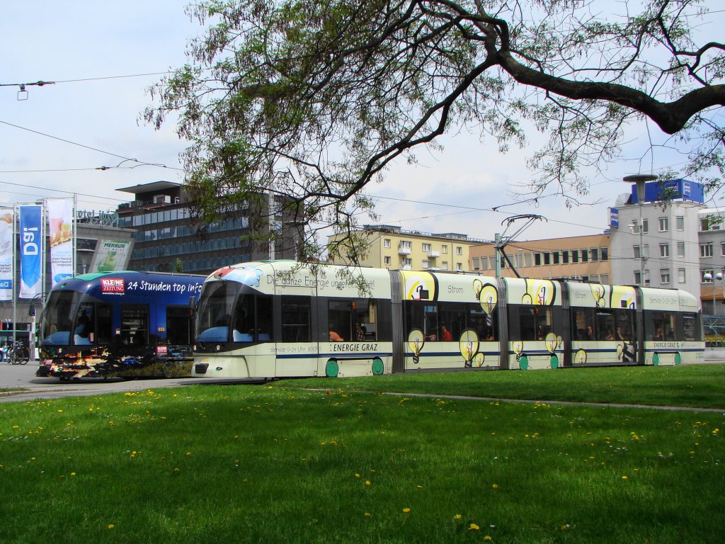 Strassenbahn Graz bei Bahnhof.02.05.2010