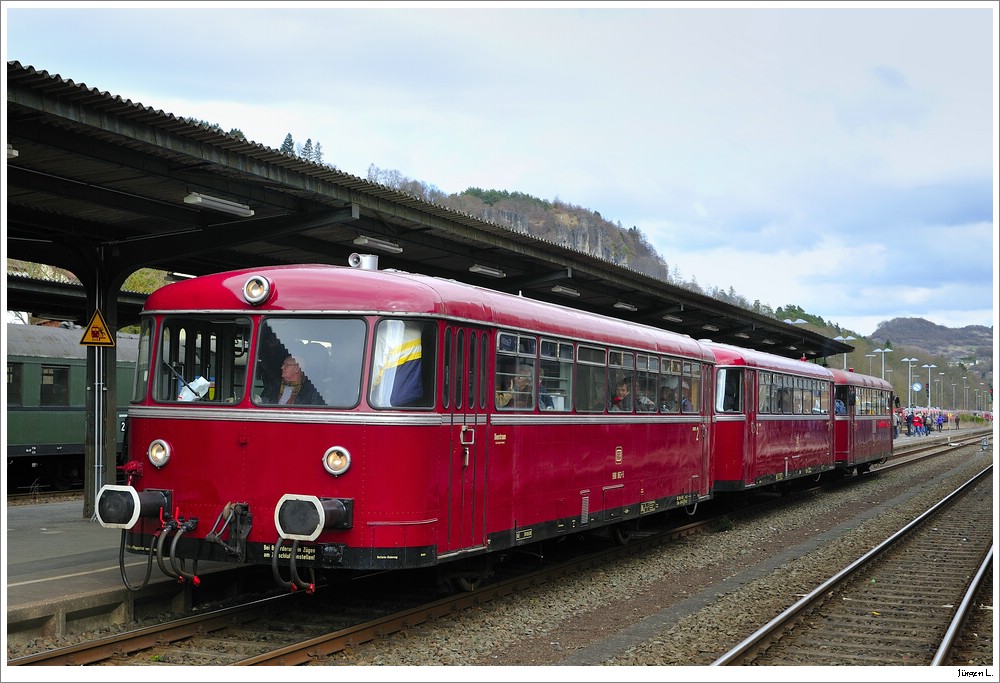 Uerdinger Schienenbus als Pendler zw. Bhf. und BW Gerolstein beim Dampfspekatkel 2010, 2.4.2010.