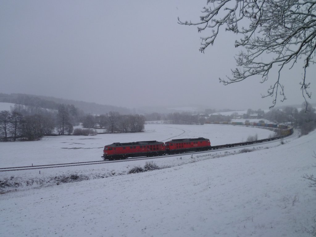 Umleiter im Vogtland am 30.12.11. Mit 232 XXX und 232 XXX in Rebersreuth Richtung Plauen.