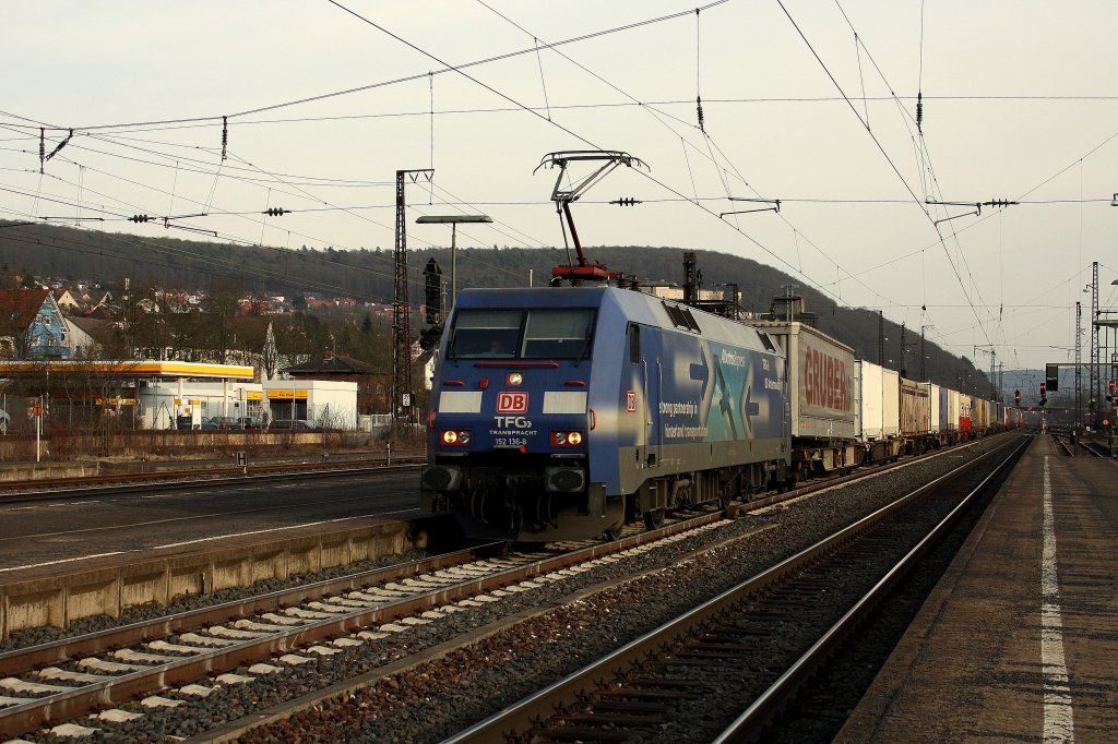 Und mein letztes Foto aus Gemnden zeigt 152 136-8  Albatros . Aufnahme am 12.03.2011